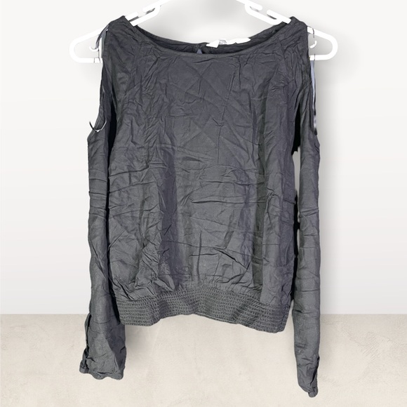 H&M Tops - NWOT H&M top original